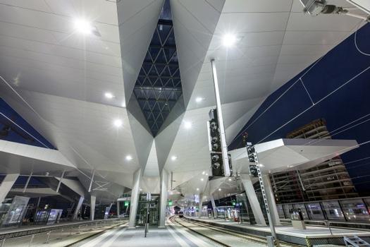 Wien Hauptbahnhof, Rautendach aus Stahl am Wiener Hauptbahnhof: Unger startet in die finale Bauphase