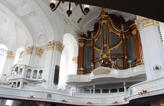 Marcussen-Orgel auf der Konzertempore