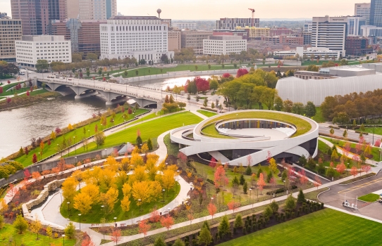 National Veterans Memorial and Museum (NVMM) : The new National Veterans Memorial and Museum (NVMM) in Columbus, Ohio is nestled in landscape along the Scioto River.