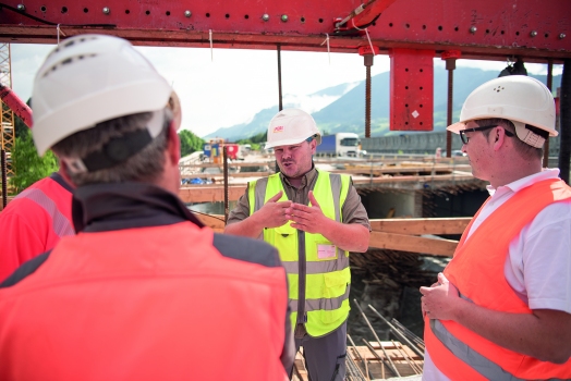 Supported by PERI engineers : PERI engineers provided the construction site team with on-site support and carried out comprehensive planning and calculation work.