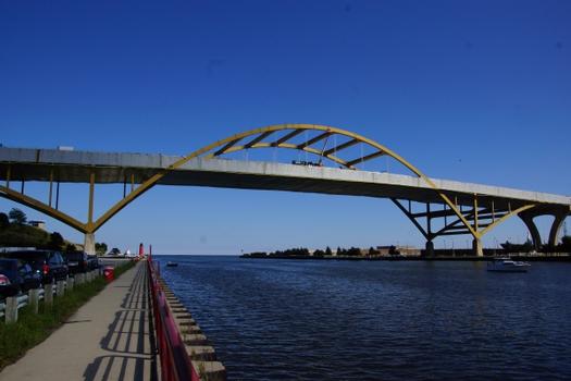 Daniel Webster Hoan Memorial Bridge