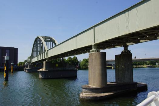 Pont ferroviaire de Maastricht 