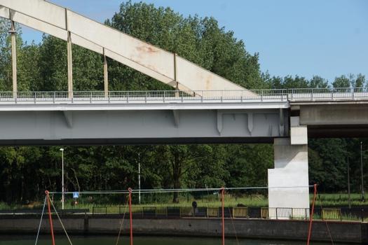 Wijnegem Bridge (N12) 