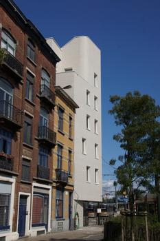 Social Housing at 158 rue Portaels