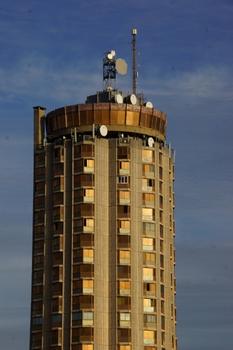 Reuze Tower
