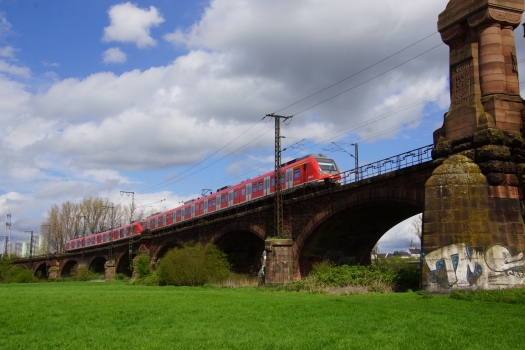Pont ferroviaire de Hochheim