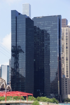 One Sutton Place North