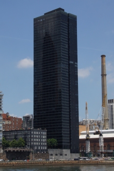 One East River Place