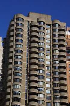 Lincoln Plaza Towers Apartments