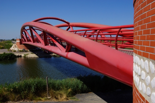 Bourdigou River Cycleway Bridge 