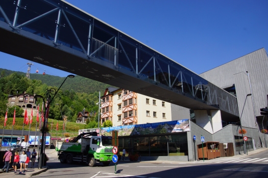 Verbindungsbrücke Plaça del Quart