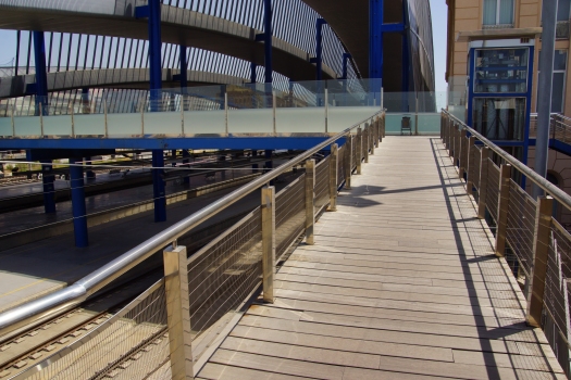 Lleida Pirineus Station Footbridge