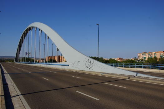 Manuel-Giménez-Abad-Brücke