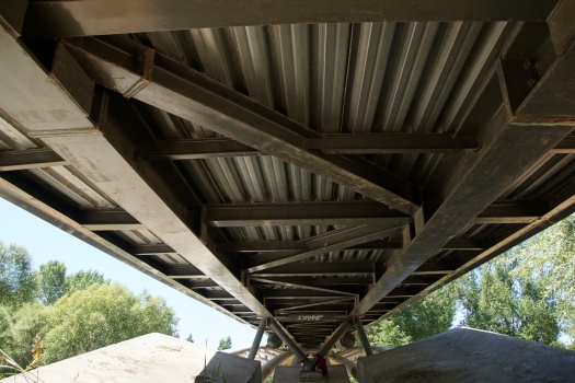 Passerelle sur l'Iregua 