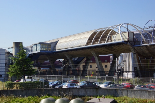 Metrobahnhof Urbinaga