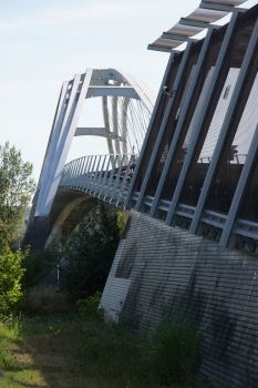 Viaduc du VAL sur la Rocade Est