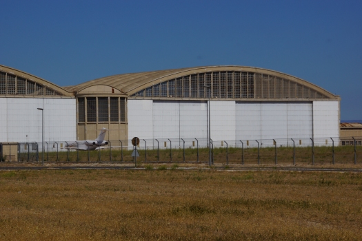 Flugzeughalle in Marignane