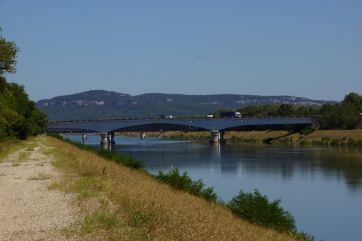 Pont sur le canal de Donzère-Mondragon