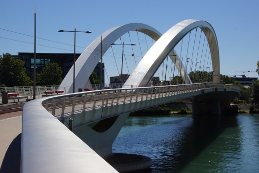 Raymond-Barre-Brücke
