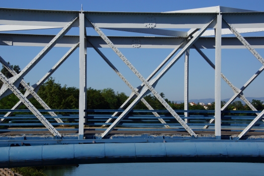 Jonage-Kanal-Brücke Décines 