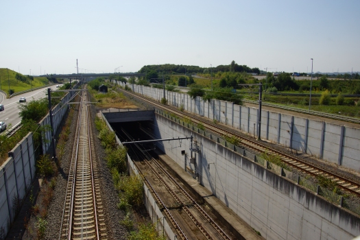 Diabolo-Eisenbahntunnel
