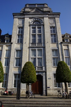 Halles aux draps de Louvain