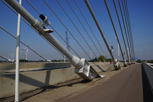 Geel Bridge