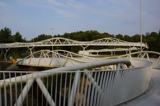 Geh- und Radwegbrücke Genk 