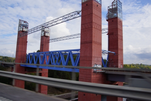 Eisenbahnbrücke über den Södertälje-Kanal