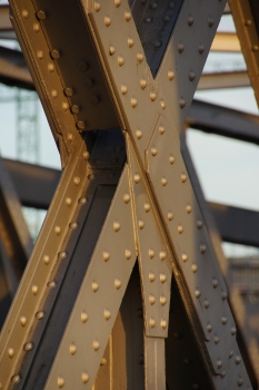 Magdeburger Brücke (Eisenbahn)