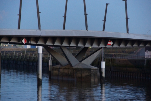 Baakenhafenbrücke 