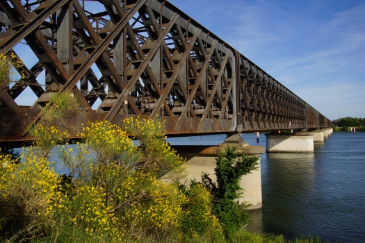 Eisenbahnbrücke Avignon