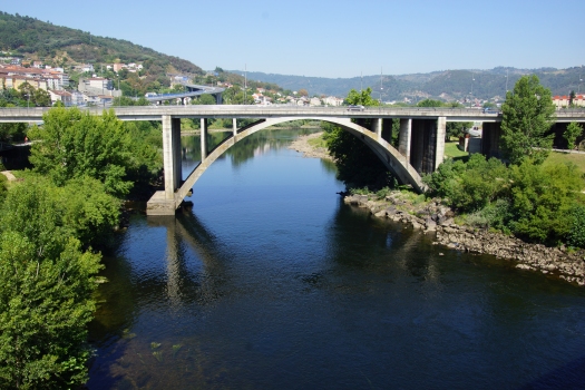 Pont sur le Rio Miño (N-525) 