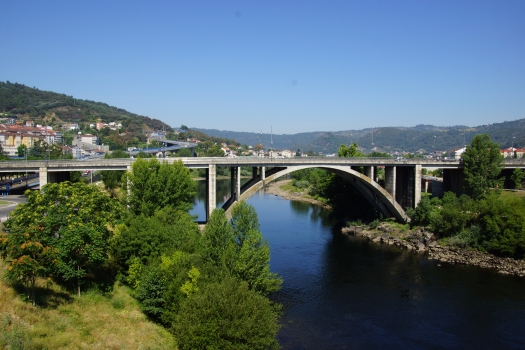 Pont sur le Rio Miño (N-525) 