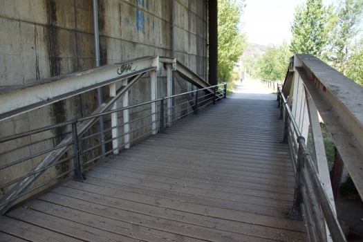 Footbridge under Rio Miño Bridge 