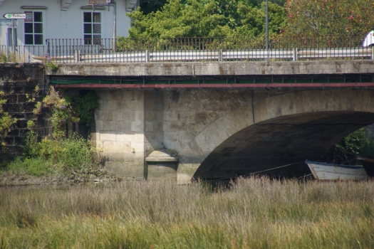 Old Noia Bridge 