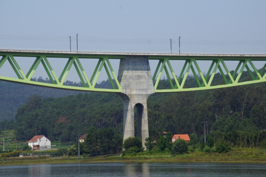 Viaduc sur l'estuaire de l'Ulla 