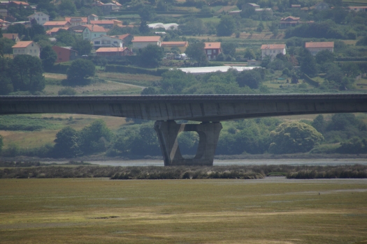 Pont sur l'Eume (AP-9)