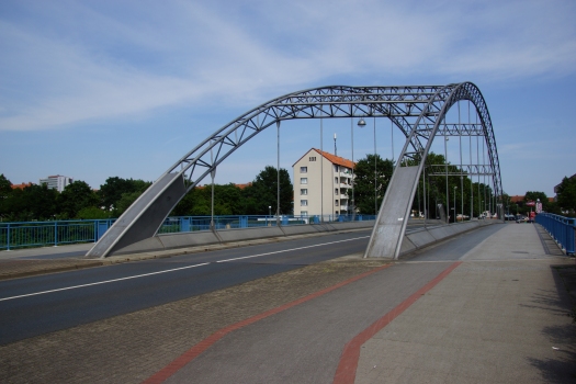 Schierholzstrasse Bridge