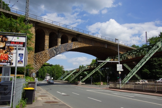 Sonnborner Eisenbahnbrücke