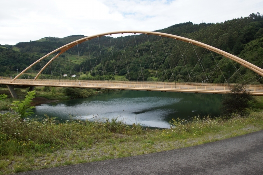 Río Deba-Brücke