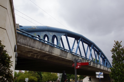 Gaztelako Atea Rail Bridge