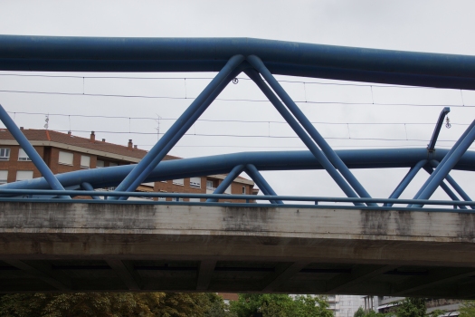 Pont ferroviaire sur la Gaztelako Atea