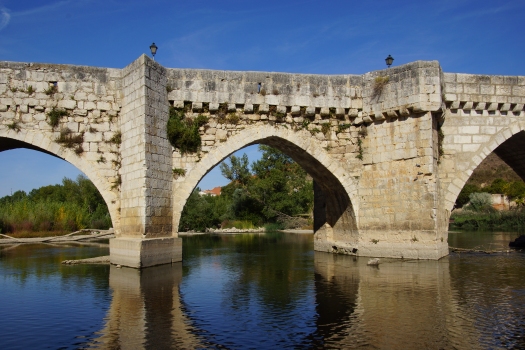 Vieux pont de Simancas