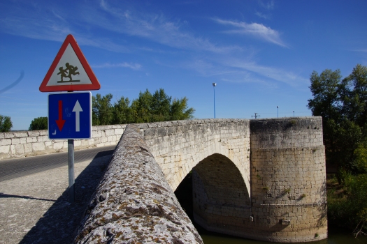 Vieux pont de Puente Duero