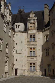 Henri IV Castle