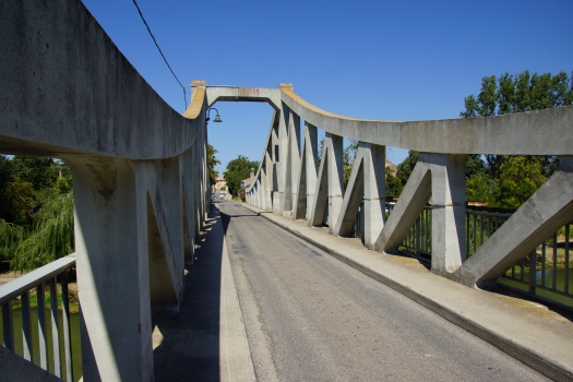 Puichéric Suspension Bridge