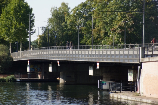 Zaepfel Bridge