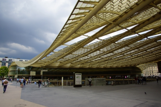 Les Halles Canopy