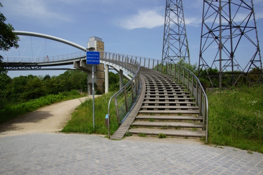 Nanterre Port Footbridge